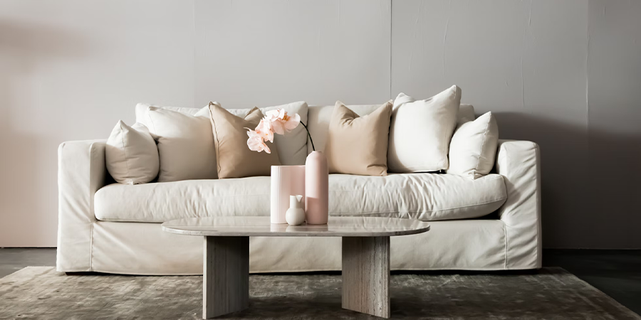 4 Types of Trendy Coffee Tables to Spice up the Living Room