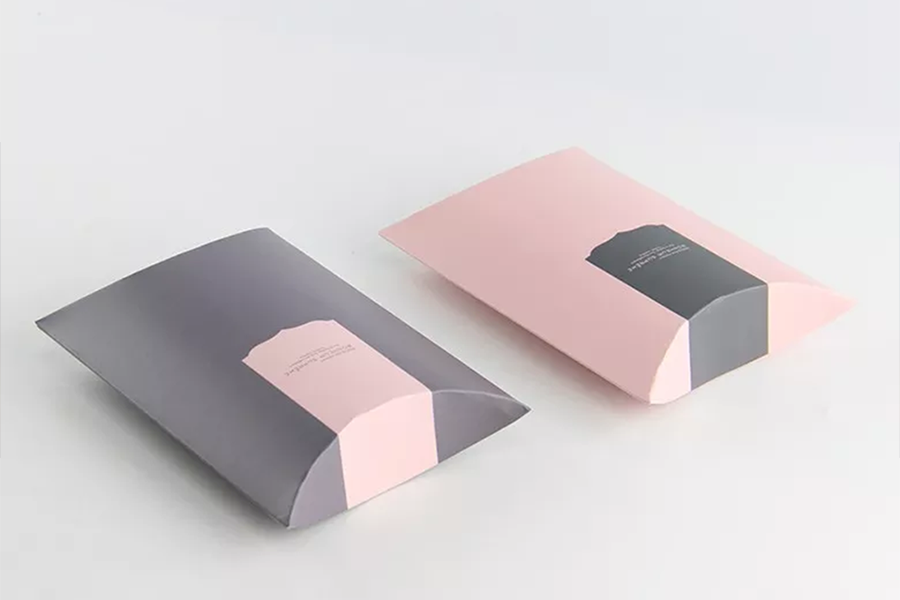 Pillow box packaging for personal accessories