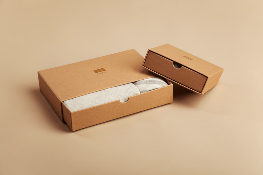 Rectangular cardboard boxes with a sleek design