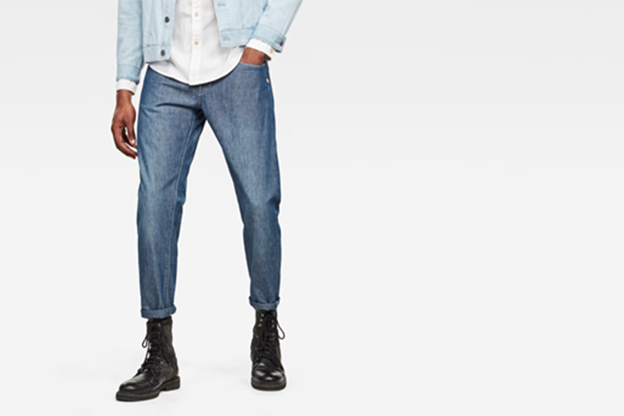 Men’s denim jeans with tapered leg