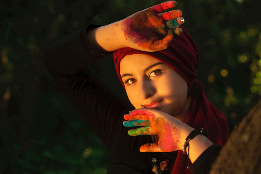An artist wearing a hijab