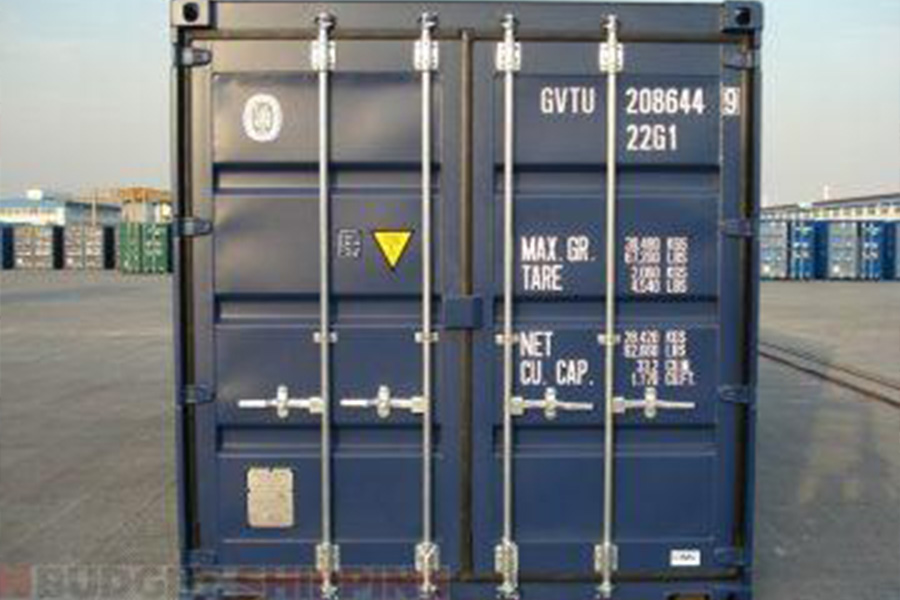 Shipping container showing weight markings