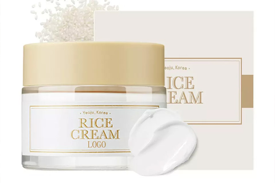 Whitening cream containing rice bran essence