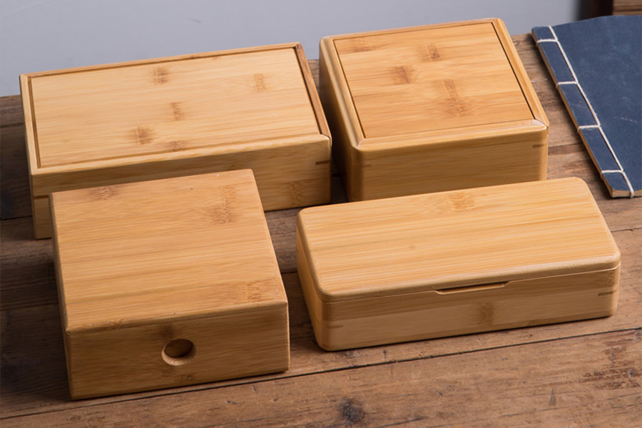 Different sizes of wooden bamboo boxes for jewelry