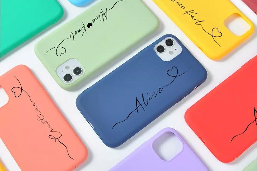 Some different colors that DIY phone cases can come in