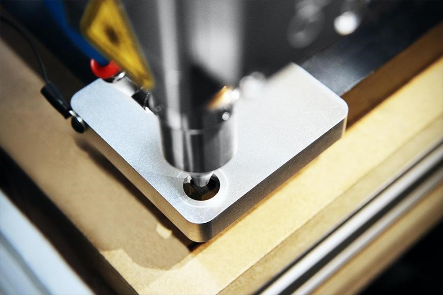 An industrial-grade laser head for engraving and cutting