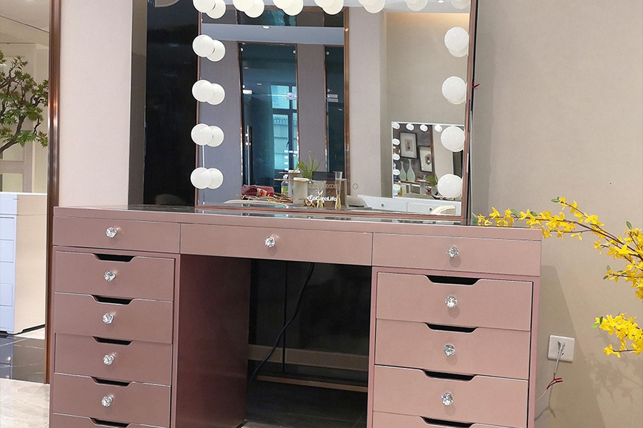 Bedroom dresser Hollywood mirror vanity
