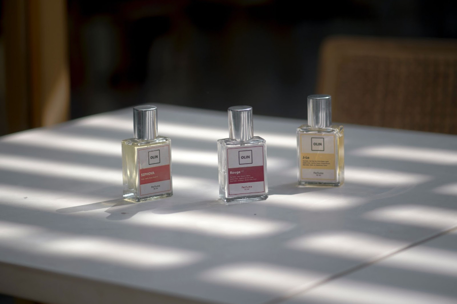 A few samples of miniature travel-size perfume