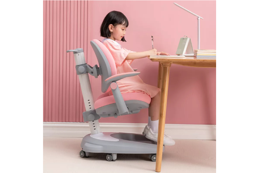 Adjustable smart ergonomic kids’ study chair