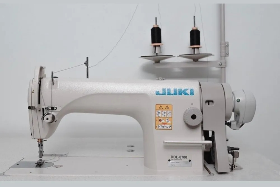 Juki DDL-8700 servo straight sewing machine