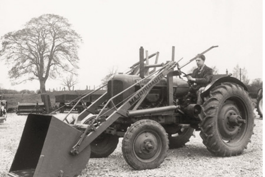 the 1940s JCB major loader with front scoop